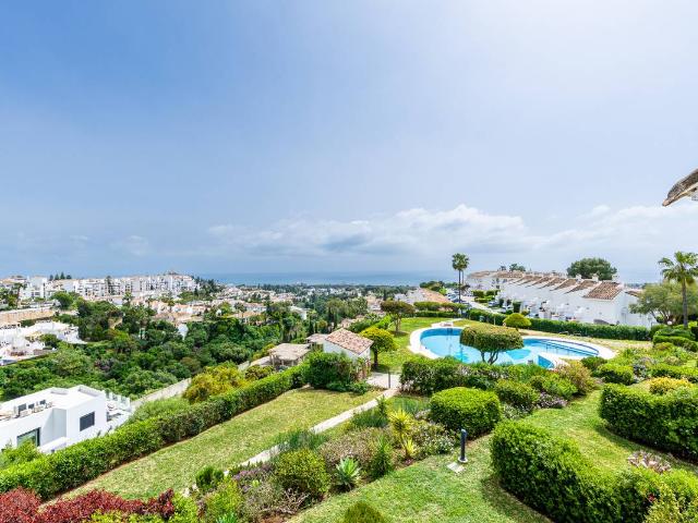 Casa adosada en Venta en Calahonda