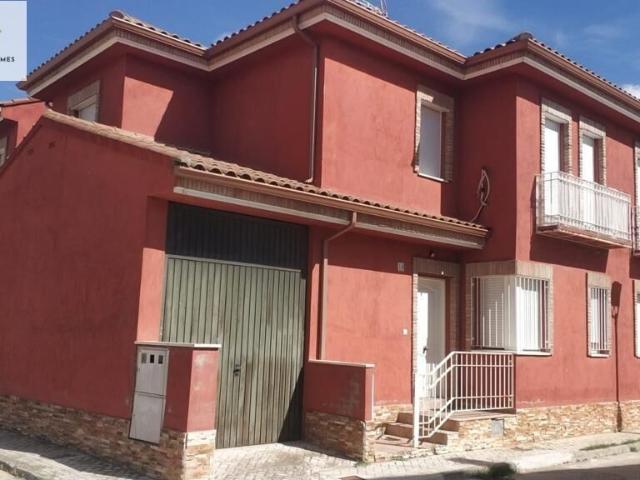Casa adosada en Venta en Calera y Chozas