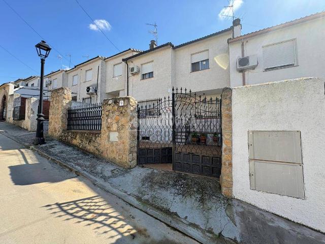 Casa adosada en Venta en Calera y Chozas