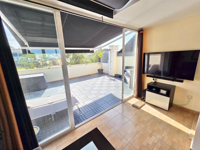 Casa adosada en venta en Caleta de Velez. Magnífica casa adosada en Primera Línea de Golf. Casas adosadas Caleta de.