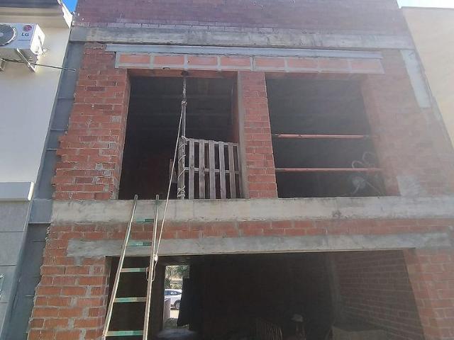 Casa adosada en venta en calle Coll D'en Garrigàs, Torroella de Montgrí, de 186 m² 5 habitaciones por 225.000