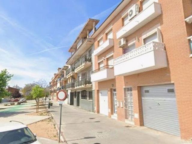 Casa adosada en venta en calle Anxeneta de L', Cubelles, de 272 m² 5 habitaciones por 300.000