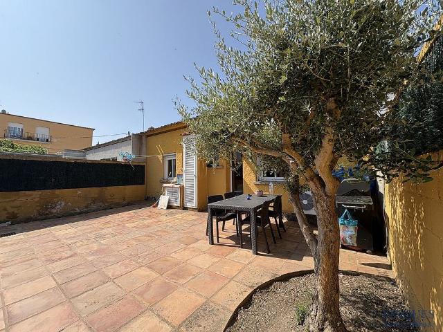 Casa adosada en venta en calle Doctor Casals, Santa Cristina d´Aro, de 60 m² 2 habitaciones por 265.000