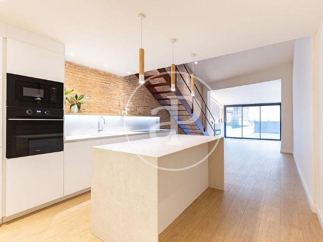Casa adosada en venta en calle De Calderón, Sabadell, de 87 m² 3 habitaciones por 595.000