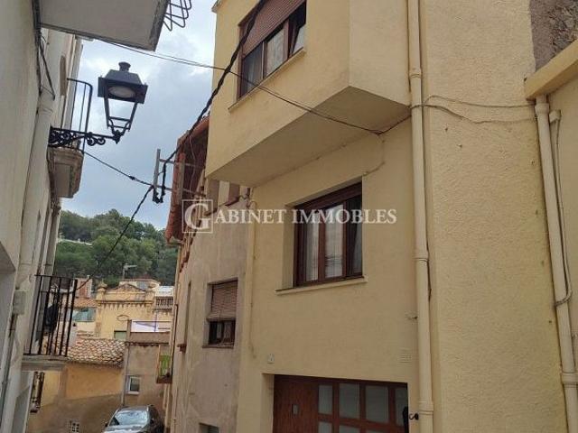 Casa adosada en venta en calle De Dalt, Riudecols, de 300 m² 3 habitaciones por 165.000