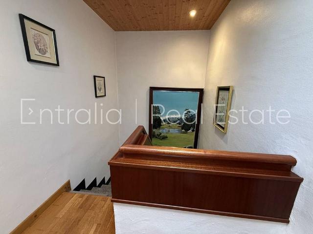 Casa adosada en venta en calle De la Mare de Déu del Catllar, Ripoll, de 135 m² 5 habitaciones por 205.000