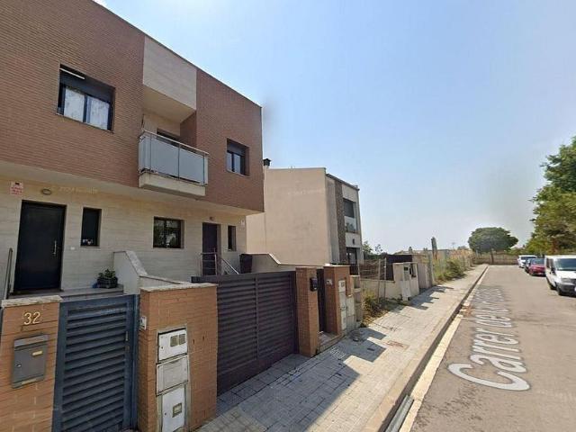 Casa adosada en venta en calle De la Podadora, Vilanova i La Geltrú, de 120 m² 3 habitaciones por 278.000