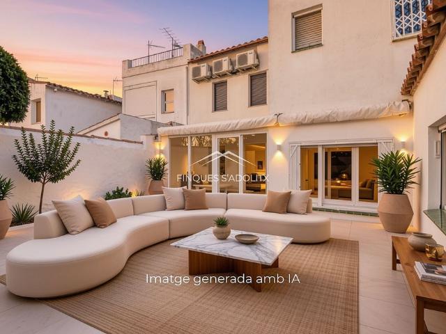 Casa adosada en venta en calle De L'estrella, Palafrugell, de 188 m² 4 habitaciones por 410.000