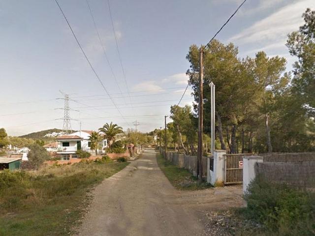 Casa adosada en venta en calle De Saragossa, Canyelles, de 112 m² por 95.000