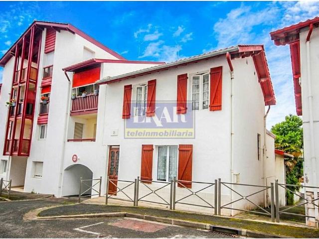 Casa adosada en venta en calle De Subernoa, Hendaya, de 95 m² 4 habitaciones por 525.000
