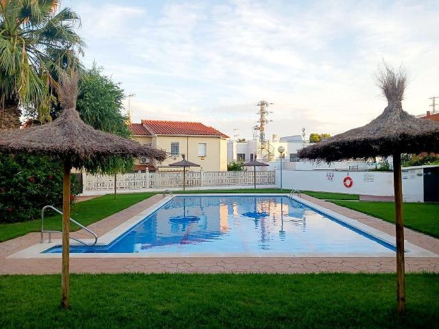 Casa adosada en venta en calle De Rafael Alberti, Creixell, de 100 m² 3 habitaciones por 330.000