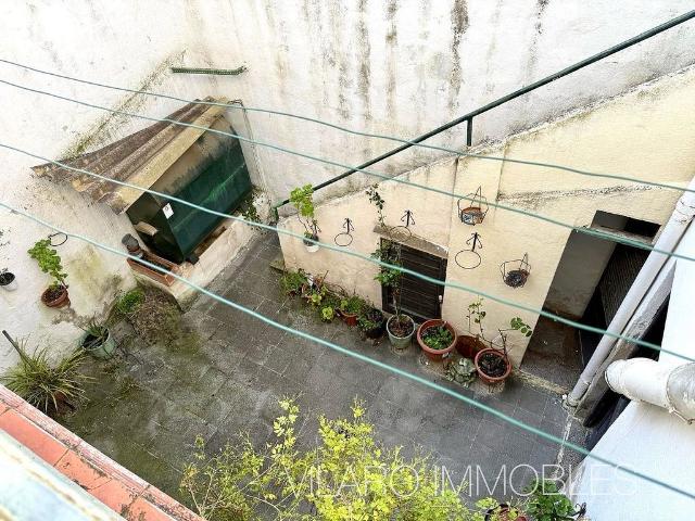 Casa adosada en venta en calle D'eivissa, Terrassa, de 200 m² 5 habitaciones por 250.000