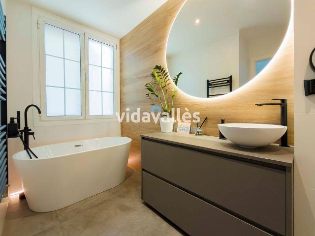 Casa adosada en venta en calle Del Mig, Premià de Dalt, de 194 m² 3 habitaciones por 600.000