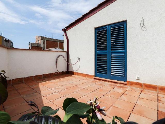 Casa adosada en venta en calle Del Rector, Badalona, de 111 m² 4 habitaciones por 675.000