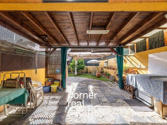 Casa adosada en venta en calle D'isabel la Catòlica, Ripollet, de 150 m² 4 habitaciones por 497.300