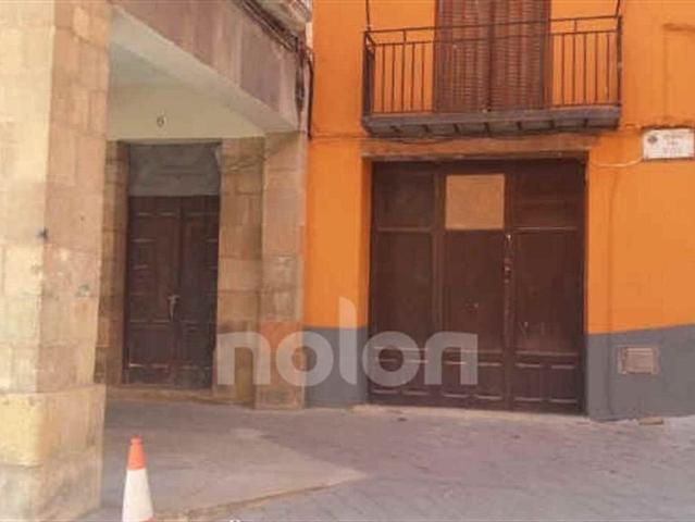 Casa adosada en venta en calle Franc, Balaguer, de 154 m² 3 habitaciones por 40.000