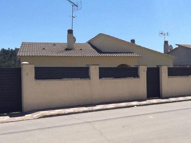 Casa adosada en venta en calle Juan Ramon Jimenez Terra, Tordera, de 149 m² 3 habitaciones por 214.300