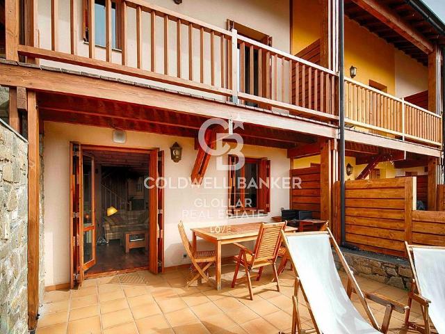 Casa adosada en venta en calle Osseja Ouest, Osseja, de 240 m² 3 habitaciones por 490.000