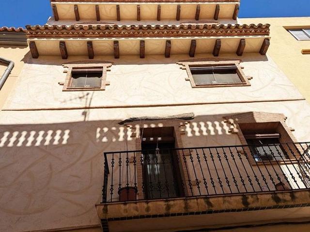Casa adosada en venta en calle Mayor, Pinell de Brai, El, de 230 m² 4 habitaciones por 248.000