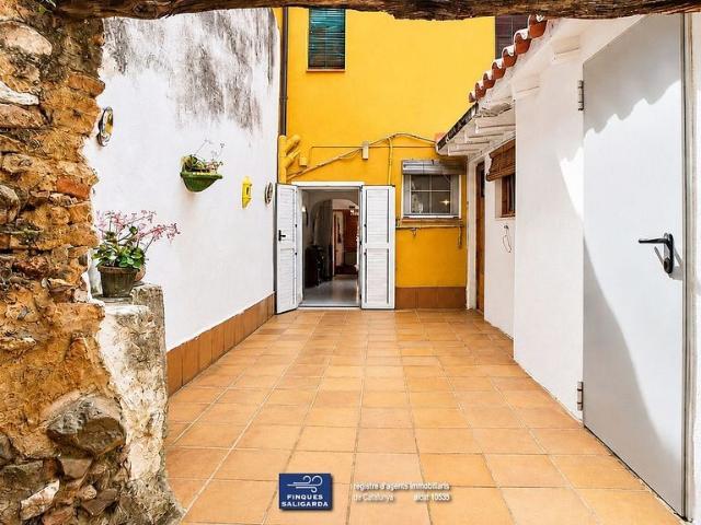 Casa adosada en venta en calle Negociant, Garriga, La, de 114 m² 2 habitaciones por 420.000