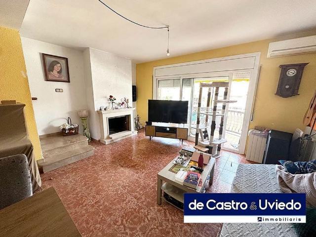 Casa adosada en venta en calle Sol Roig, Palafolls, de 165 m² 5 habitaciones por 360.000