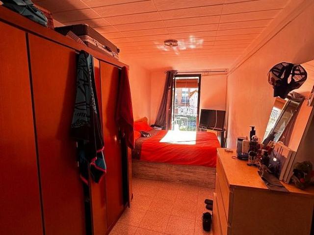 Casa adosada en venta en calle Santa Barbara de, Hospitalet de Llobregat, L´, de 60 m² 2 habitaciones por 219.000