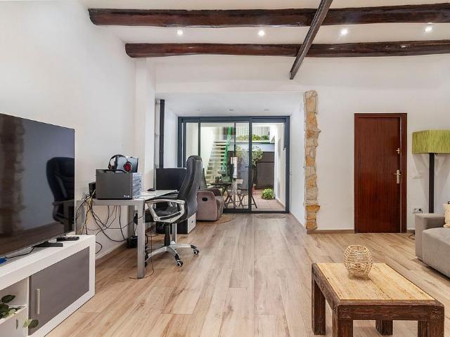 Casa adosada en venta en calle Serra, Ullastrell, de 202 m² 5 habitaciones por 320.000