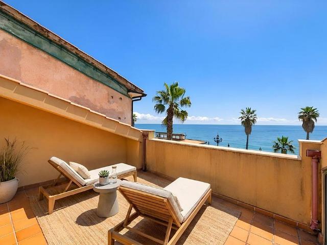 Casa adosada en venta en calle Ral, Vilassar de Mar, de 120 m² 4 habitaciones por 595.000