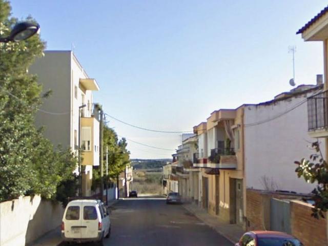 Casa adosada en venta en calle Tarragona, Vilallonga del Camp, de 140 m² 4 habitaciones por 212.000