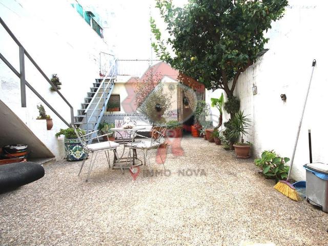 Casa adosada en venta en calle Tetuan, Mataró, de 200 m² 4 habitaciones por 480.000