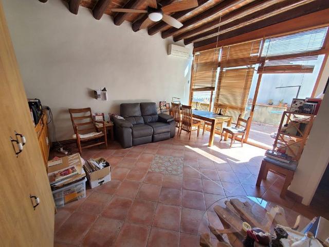 Casa adosada en venta en calle Vg de la Pineda, Vila Seca, de 772 m² 5 habitaciones por 475.000