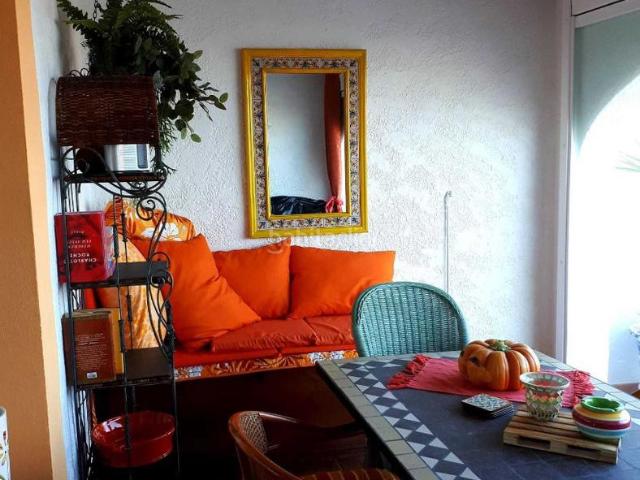 Casa adosada en venta en Calp, Cometa. Calpe Bungalow de dos dormitorios con fantásticas vistas al mar!. Casas adosadas.
