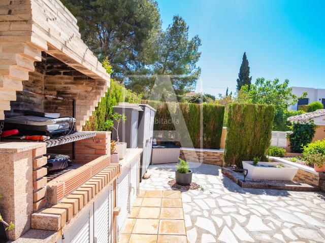 Casa adosada en venta en Calp, Cometa. ADOSADO EN VENTA EN CALPE, COMETA. Casas adosadas.
