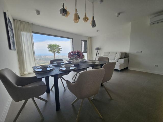 Casa adosada en venta en Calp, Oltamar Cucarres. ENCANTADOR ADOSADO MODERNO EN CALPE CON IMPRESIONANTES VISTAS. Casas adosadas.