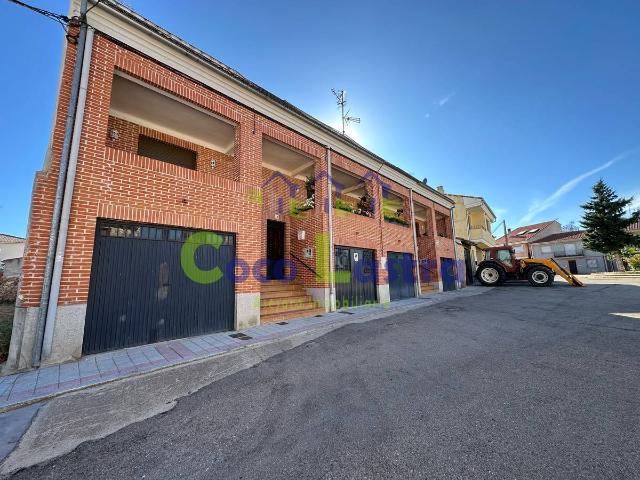 Casa adosada en Venta en Calvarrasa de Arriba