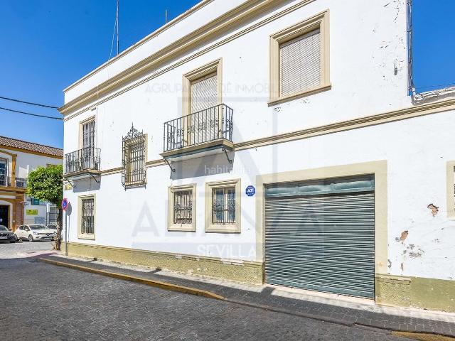 Casa adosada en venta en Camas, Centro Barriada Mallorca. Venta de casa en el centro de Camas Sevilla. Casas adosadas.