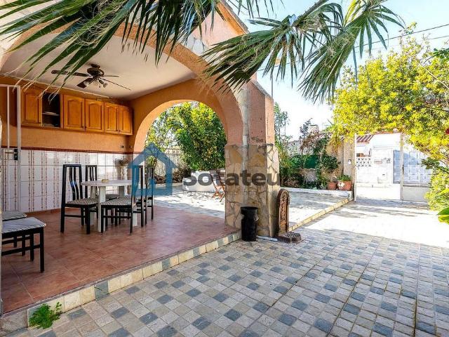 Casa adosada en venta en Cambrils, de 90 m² 3 habitaciones por 296.000 €