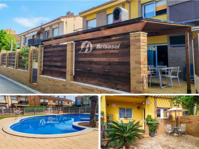 Casa adosada en venta en Cambrils, Els Ametllers Costa Dorada. Cambrils Espectacular casa adosada en Vilafortuny. Casas adosadas.