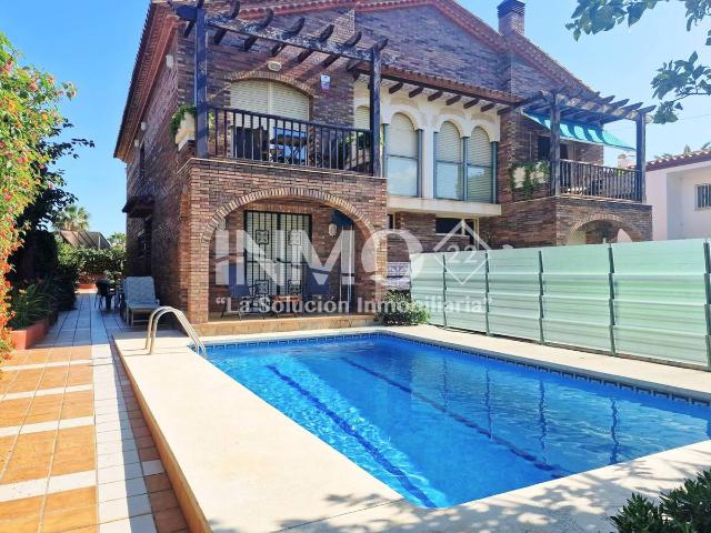 Casa adosada en Venta en Cambrils Mediterrani