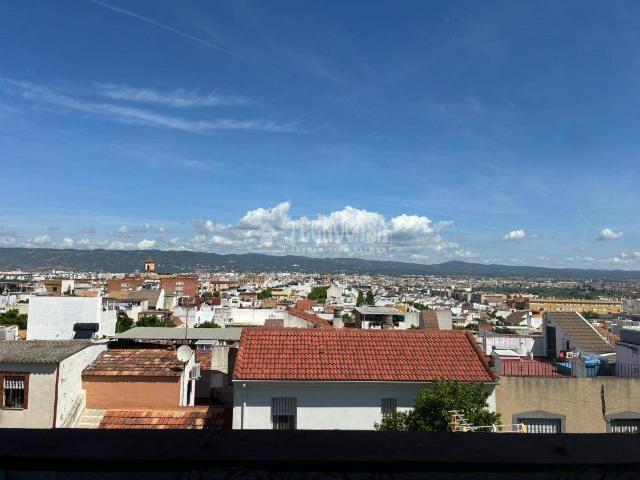 Casa adosada en Venta en Campo de la Verdad Miraflores