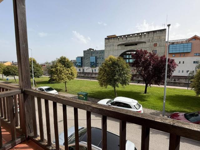 Casa adosada en Venta en Camponaraya