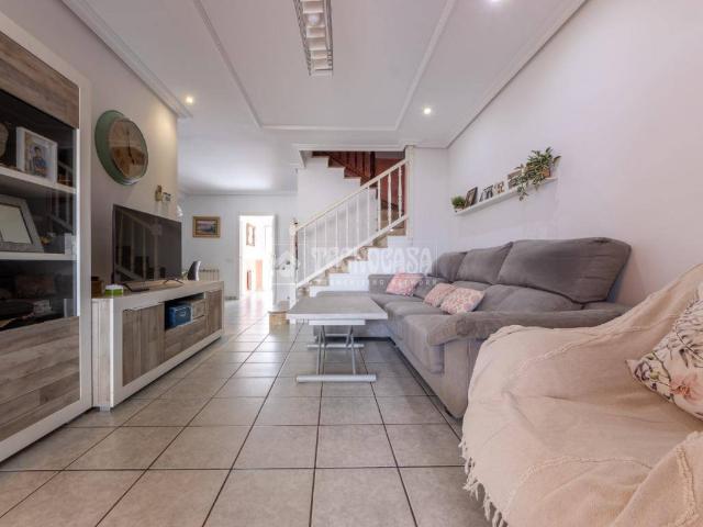 Casa adosada en Venta en Campclar