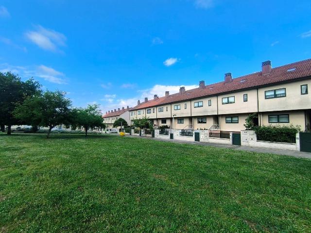 Casa adosada en Venta en Campus Norte San Caetano