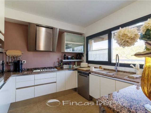 Casa adosada en Venta en Can Bou