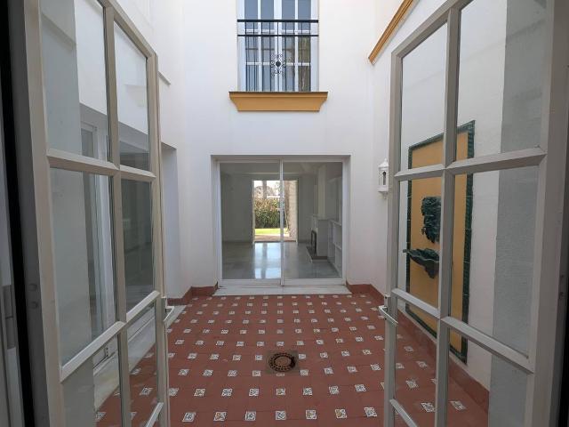 Casa adosada en Venta en Cancelada