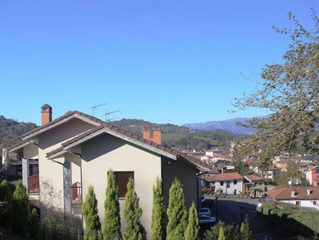 Casa adosada en Venta en Cangas de Onís