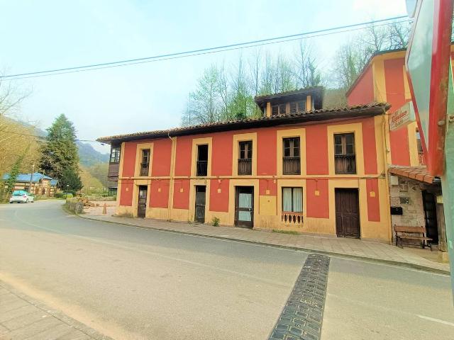 Casa adosada en Venta en Cangas de Onís