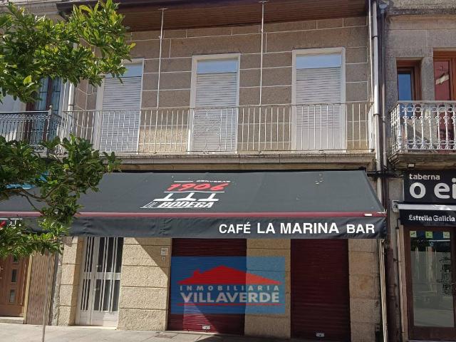 Casa adosada en Venta en Cangas pueblo