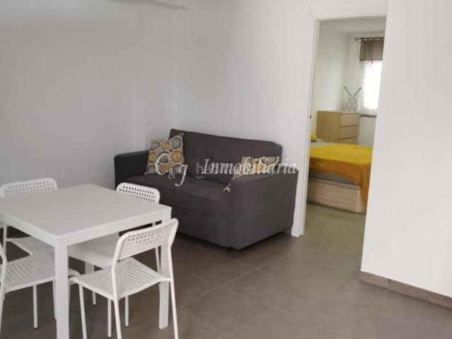 Casa adosada en venta en Canet d´en Berenguer. ADOSADO UNIFAMILIAR EN CANET DE BERENGUER. Casas adosadas Canet d´en.
