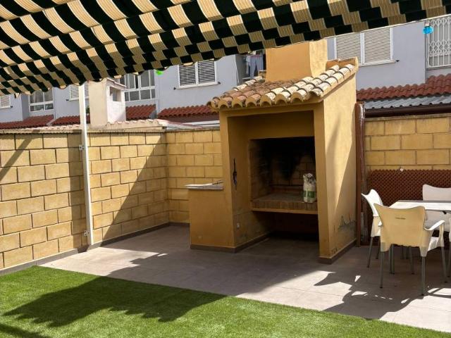Casa adosada en Venta en Canet d'En Berenguer